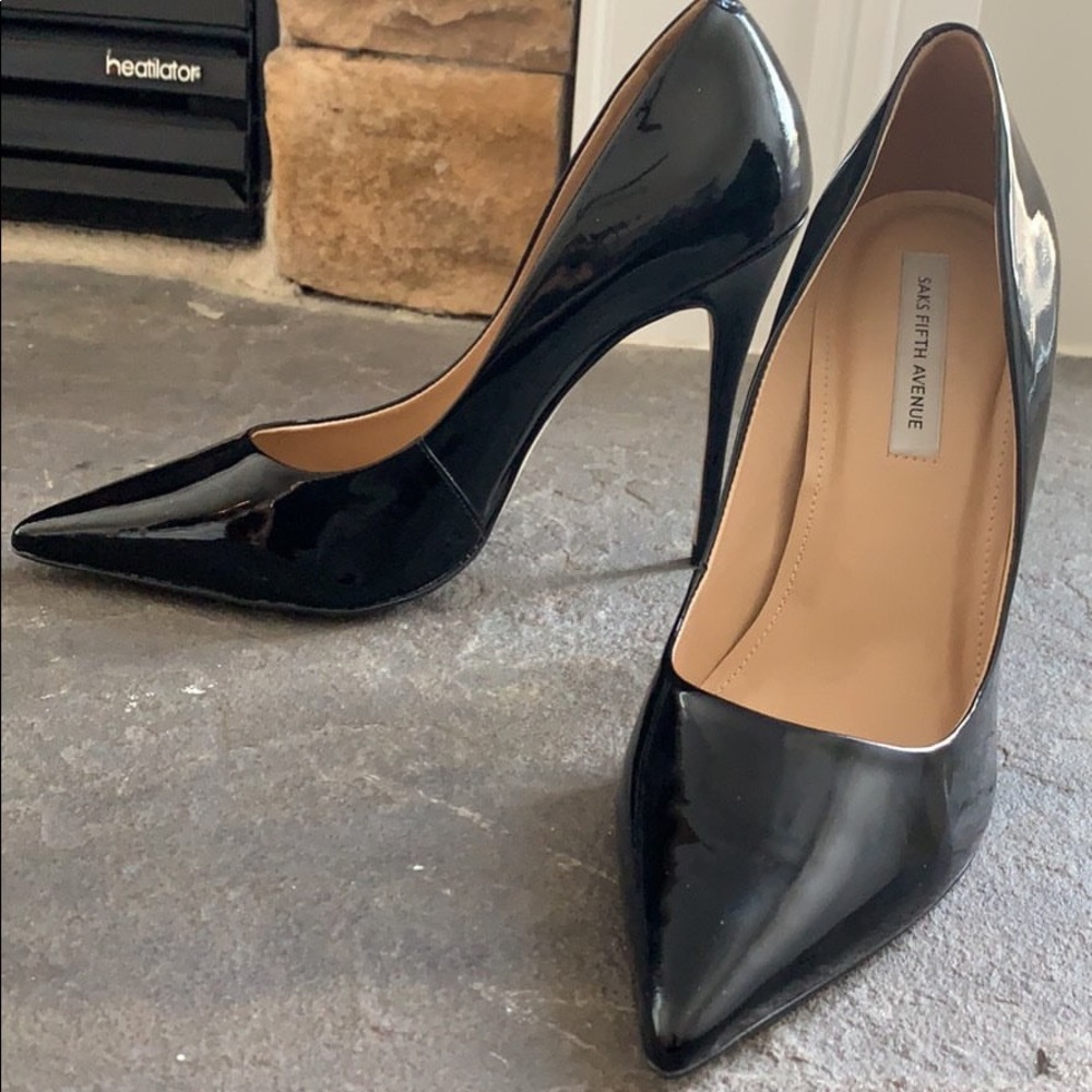 Saks 5th Black Pumps